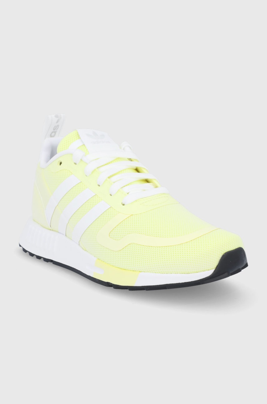 

Ботинки adidas Originals Multix H02975 на плоском ходу