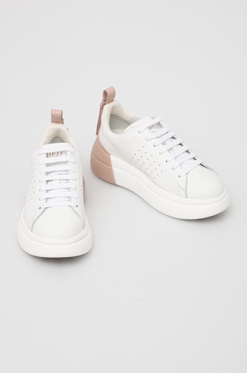 

Кожаные ботинки Red Valentino цвет белый на платформе
