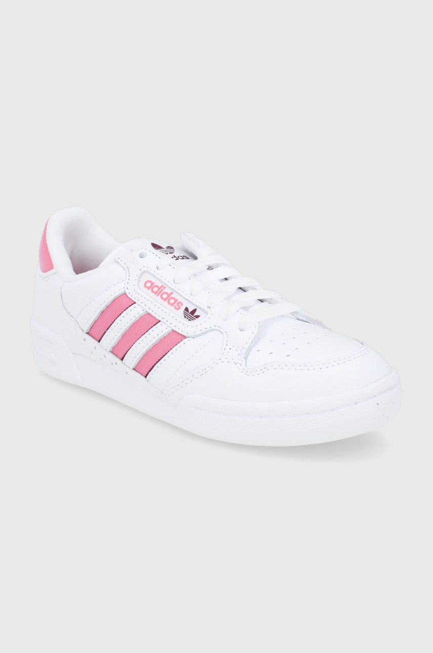 

Кожаные ботинки adidas Originals H04021 цвет белый на плоском ходу