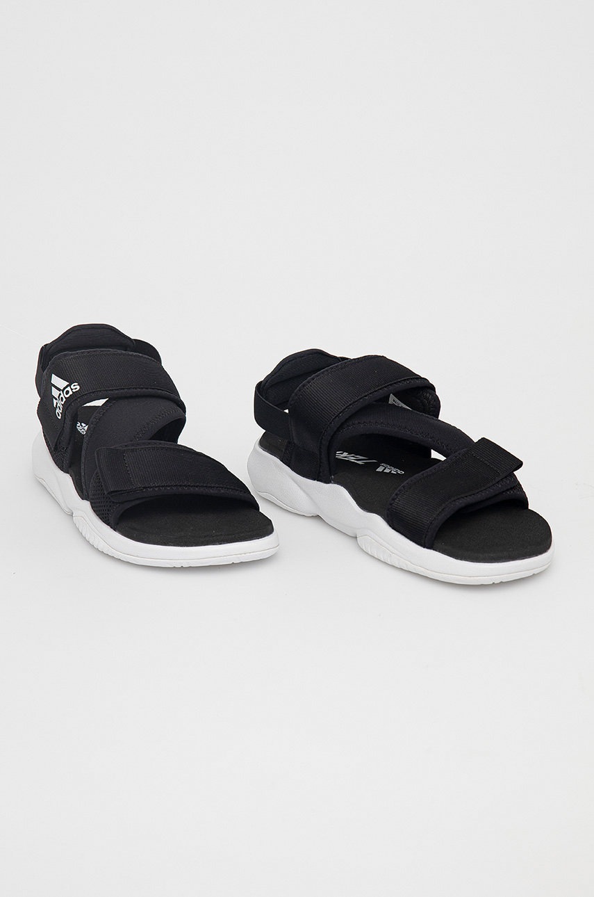 

Сандалі adidas Performance Terrex Sumra W жіночі колір чорний