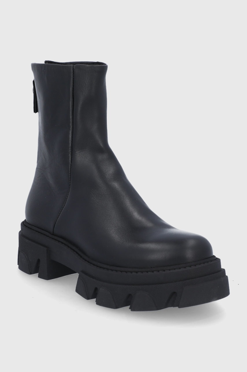 

Шкіряні черевики Steve Madden жіночі колір чорний на платформі