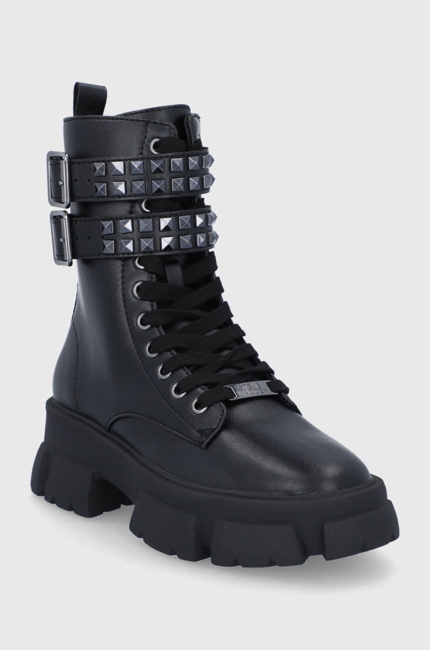 

Кожаные полусапоги Steve Madden женские цвет чёрный на платформе