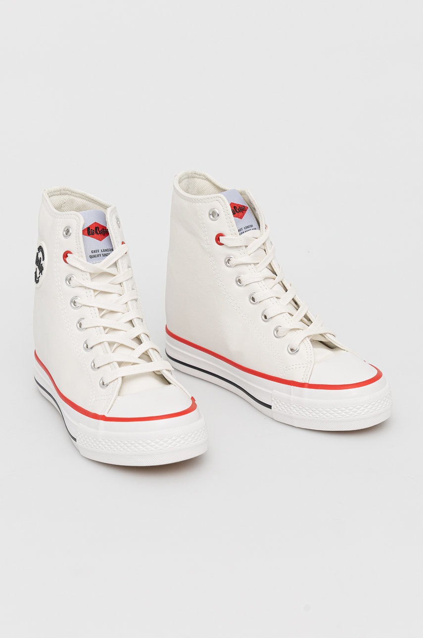 

Кеди Lee Cooper жіночі колір білий