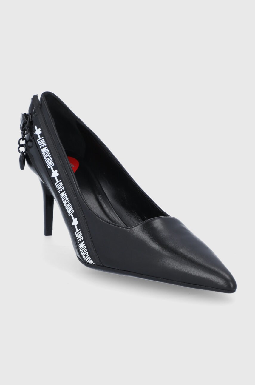 

Кожаные туфли Love Moschino цвет чёрный