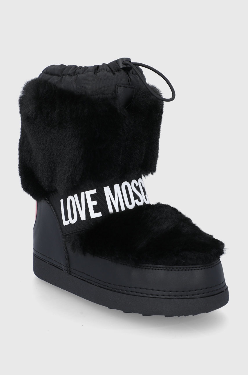 

Зимние сапоги Love Moschino цвет чёрный