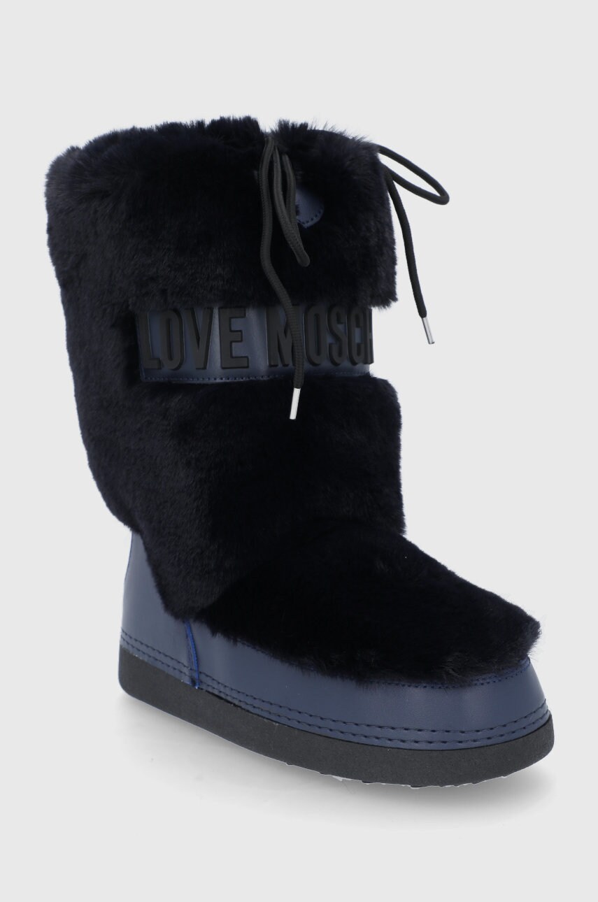 

Зимние сапоги Love Moschino цвет синий