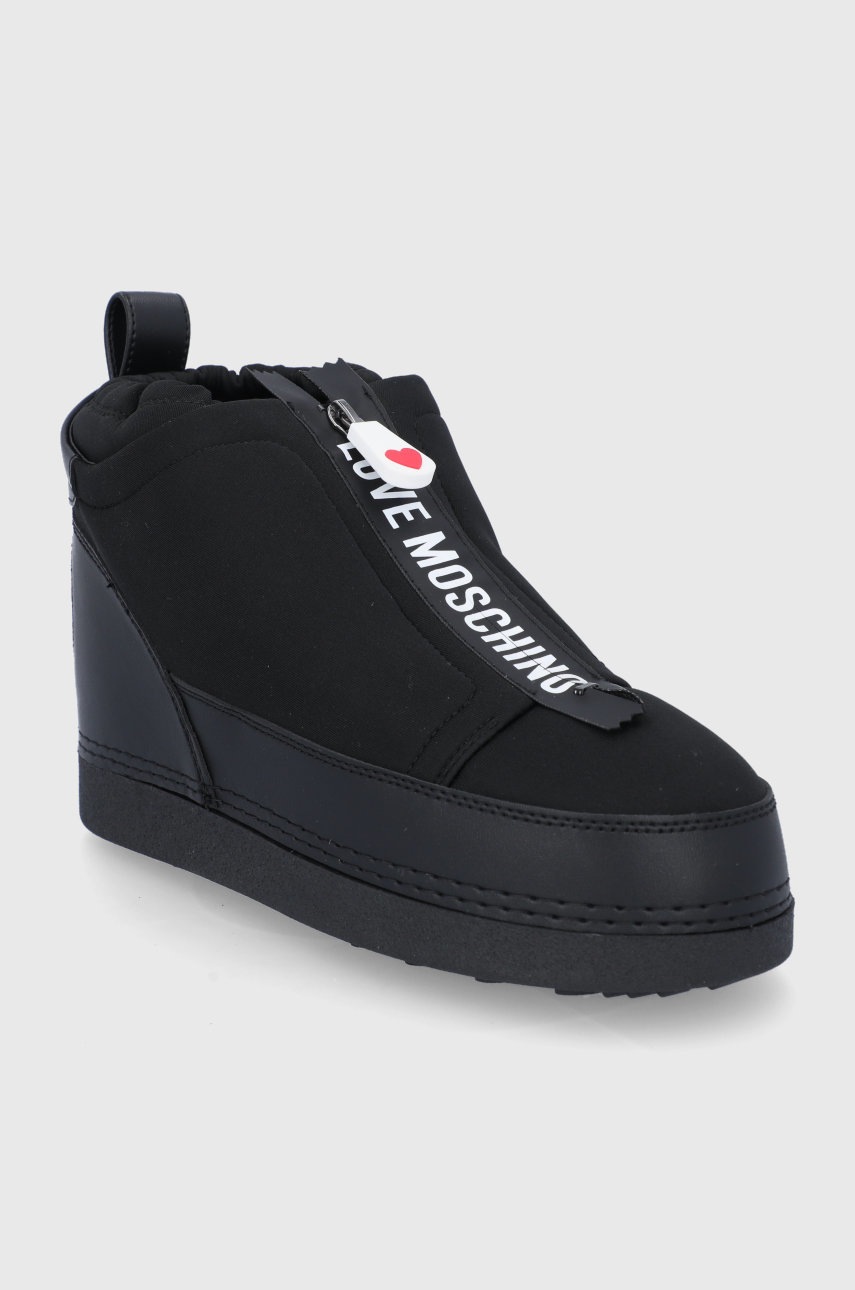 

Зимові чоботи Love Moschino колір чорний