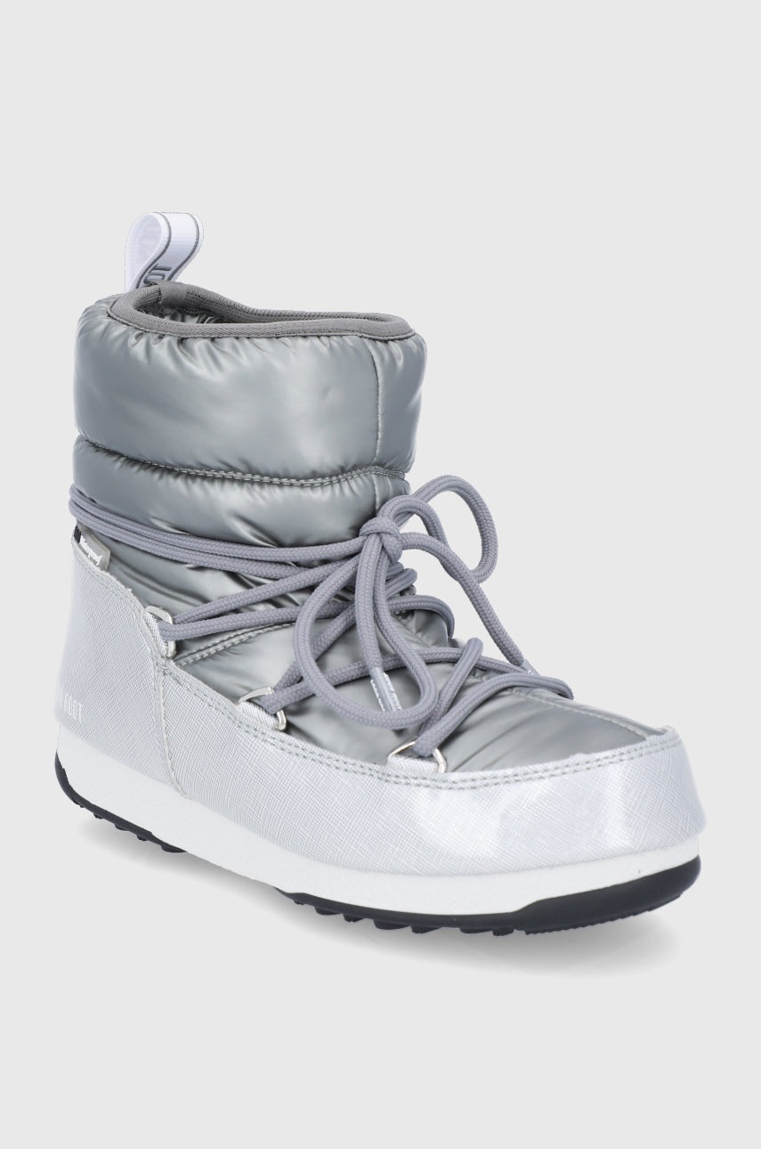 

Зимние сапоги Moon Boot Low Pillow цвет серебрянный