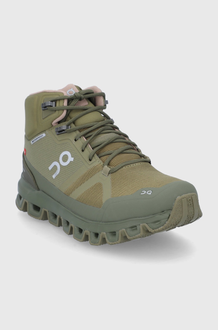 

Черевики On-running Cloudrock Waterproof жіночі колір зелений