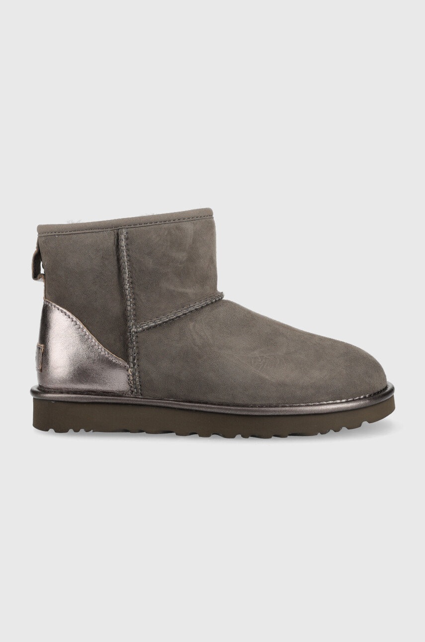 

Велурени апрески UGG в сиво, Сив