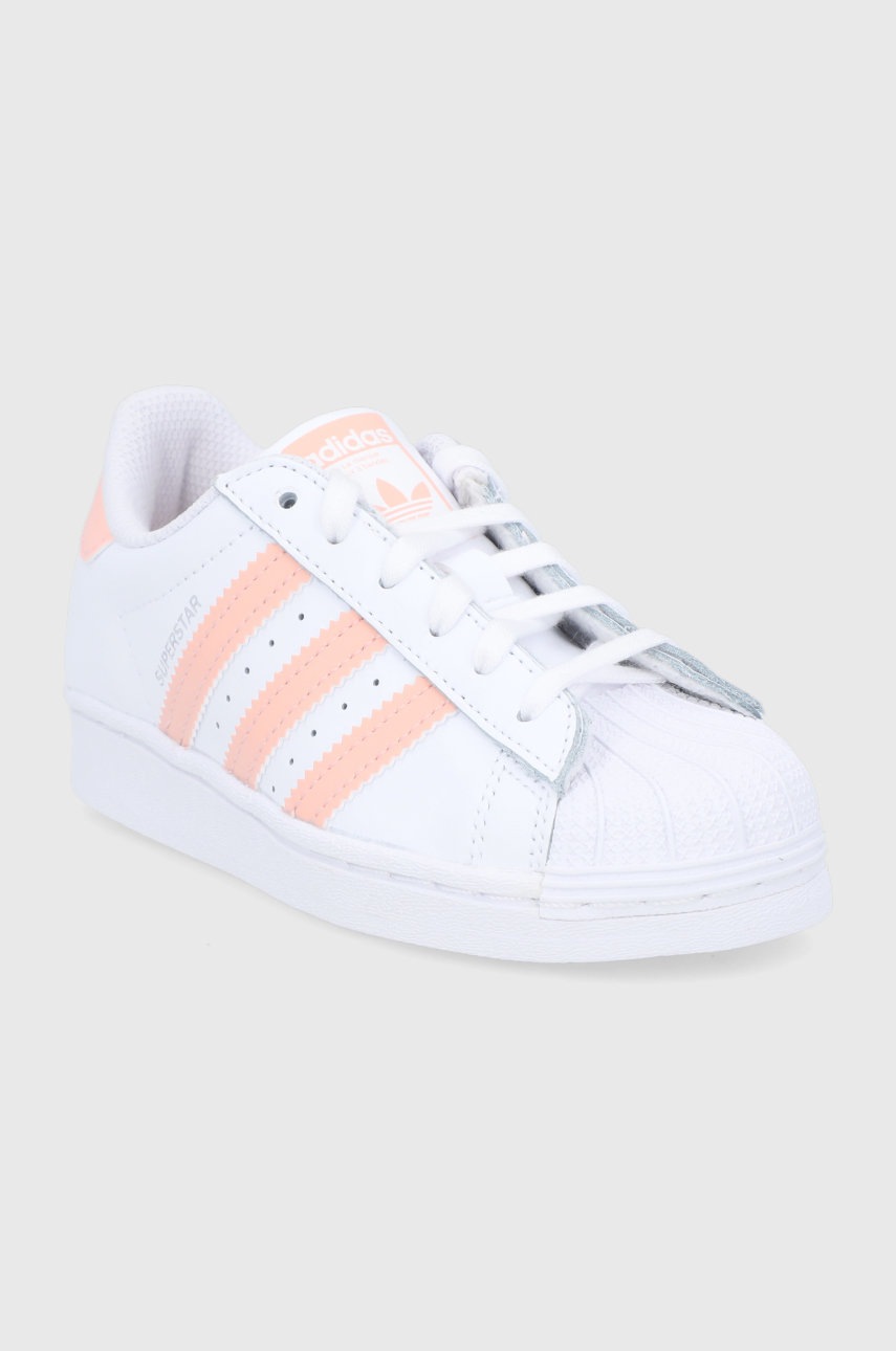 

Детские ботинки adidas Originals Superstar C GZ2885 цвет белый