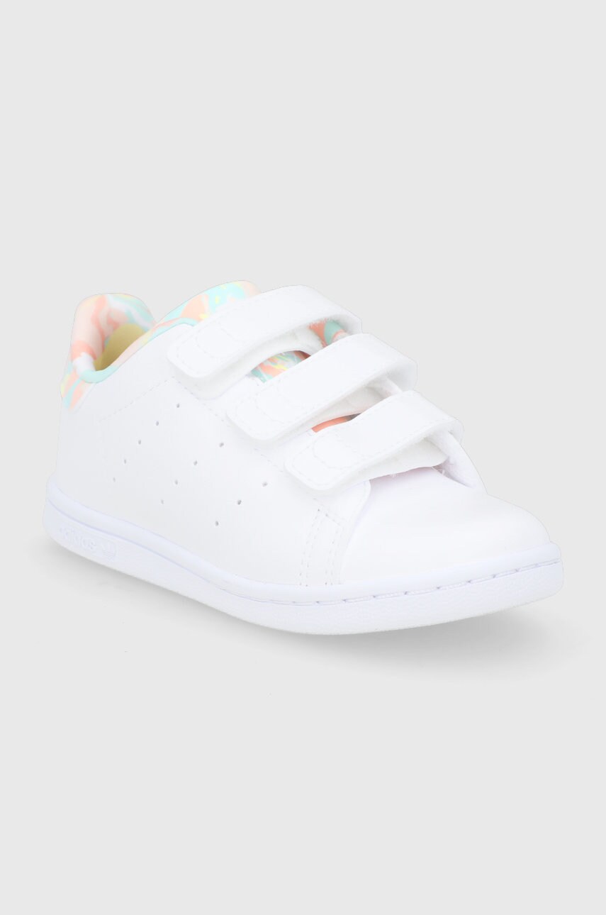 

Дитячі черевики adidas Originals колір білий