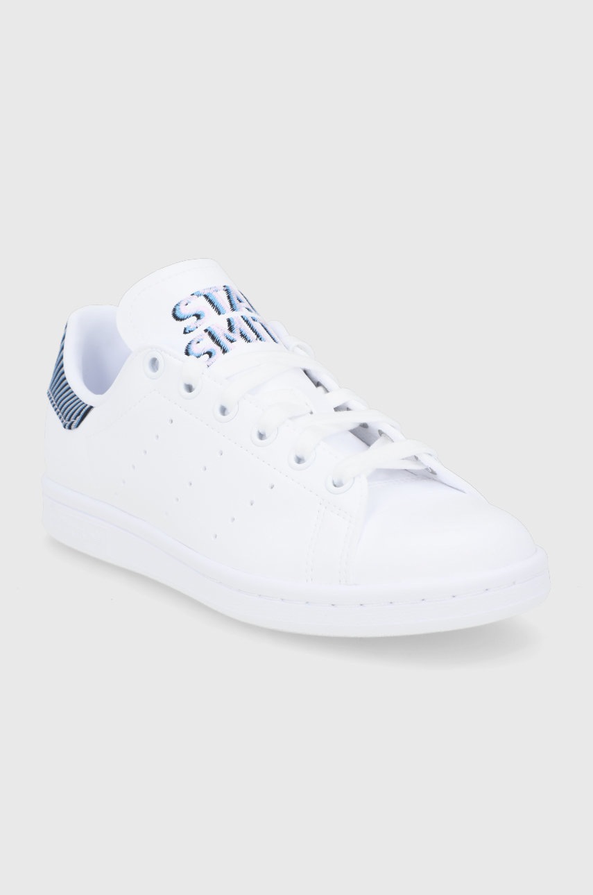 

Детские ботинки adidas Originals STAN SMITH J GZ9900 цвет белый