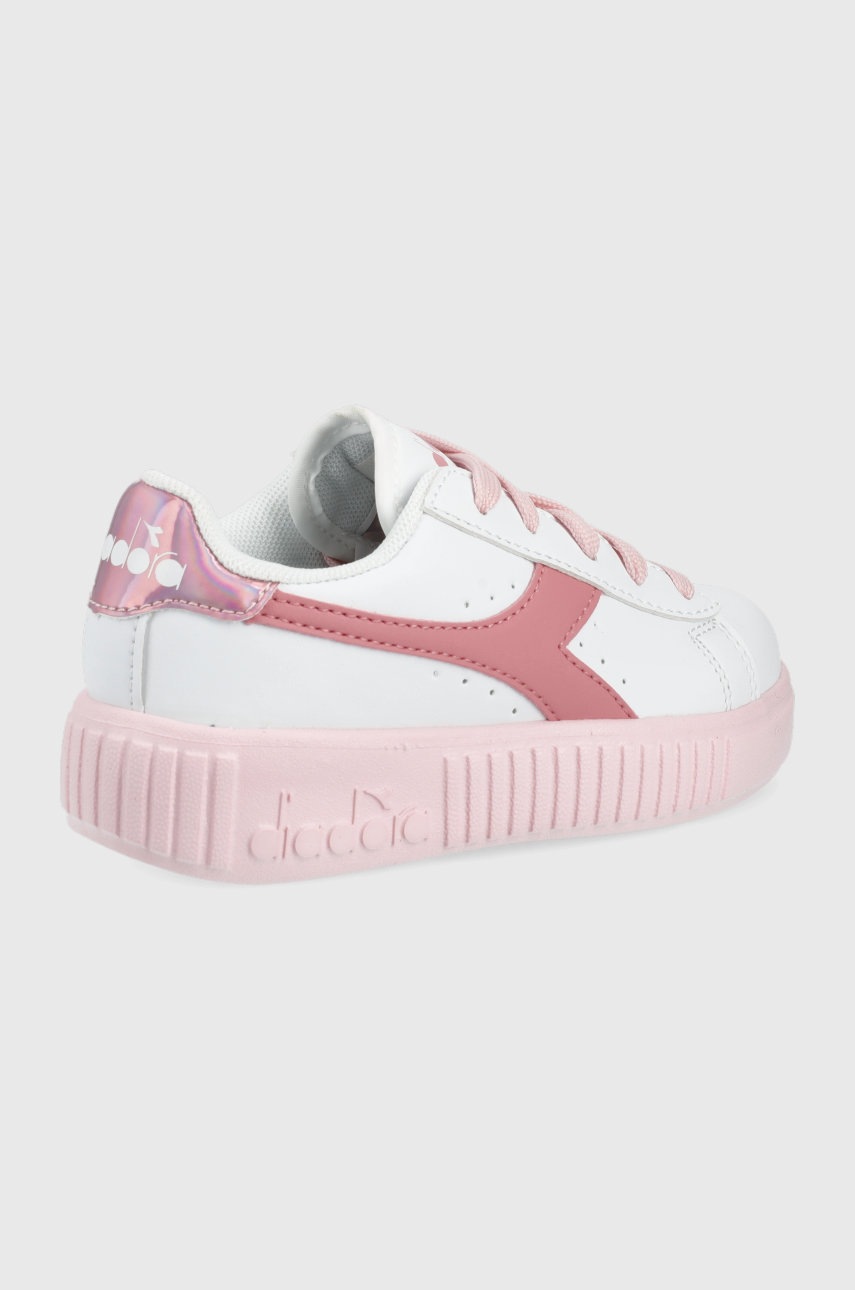 

Дитячі черевики Diadora колір білий