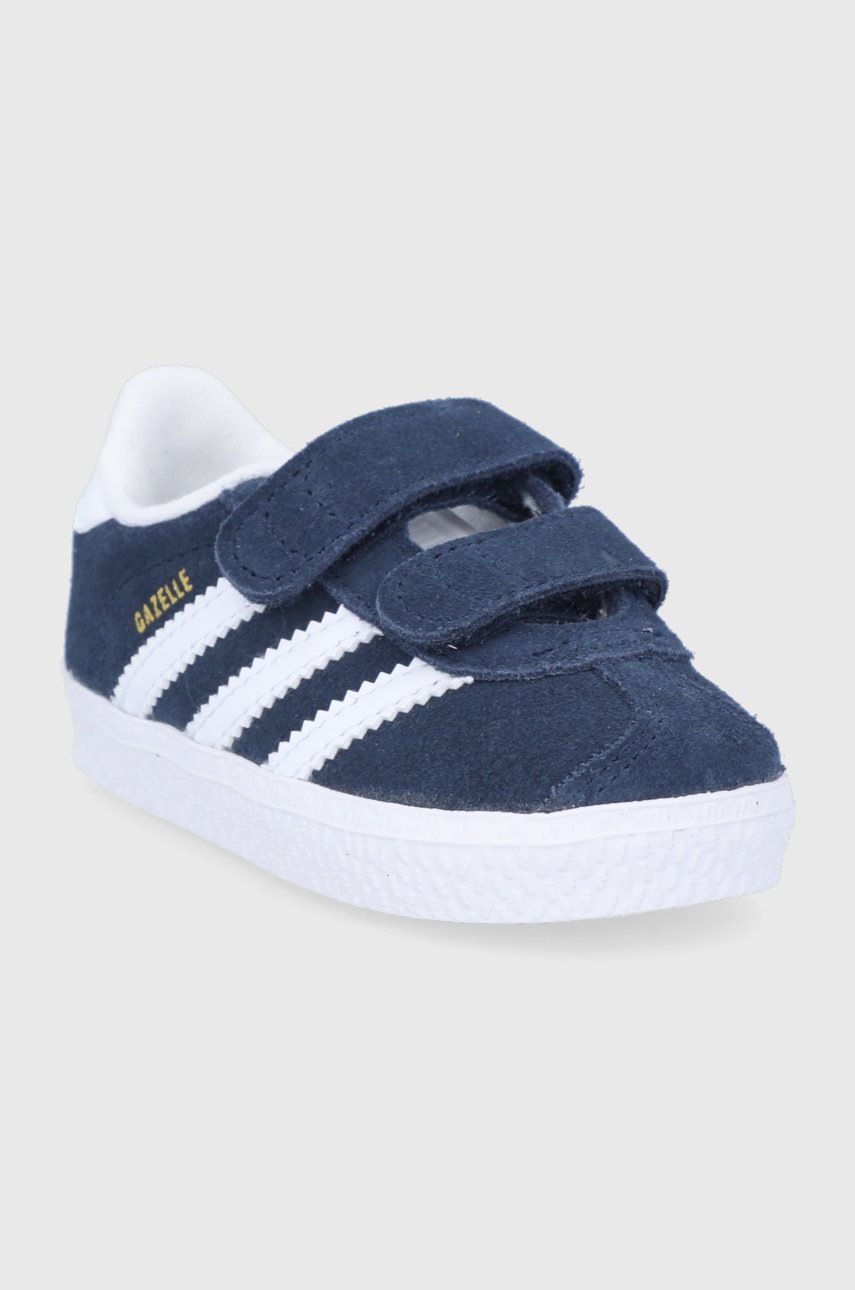 

Детские замшевые кроссовки adidas Originals цвет синий