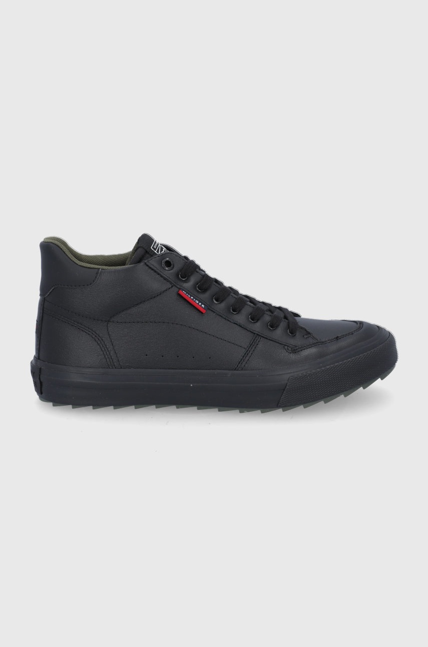 

Кожени обувки Tommy Hilfiger в черно, Черен