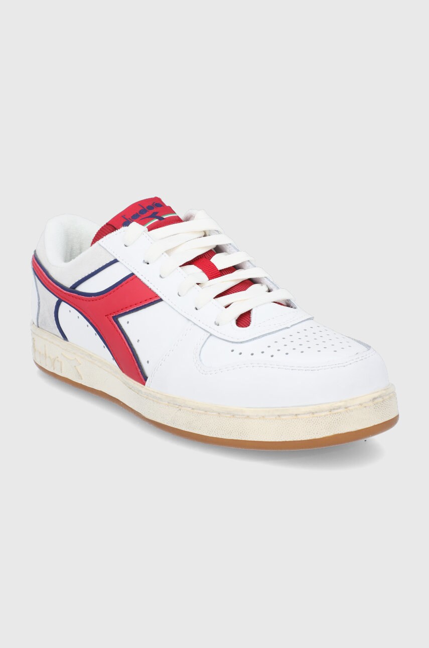

Шкіряні черевики Diadora колір білий