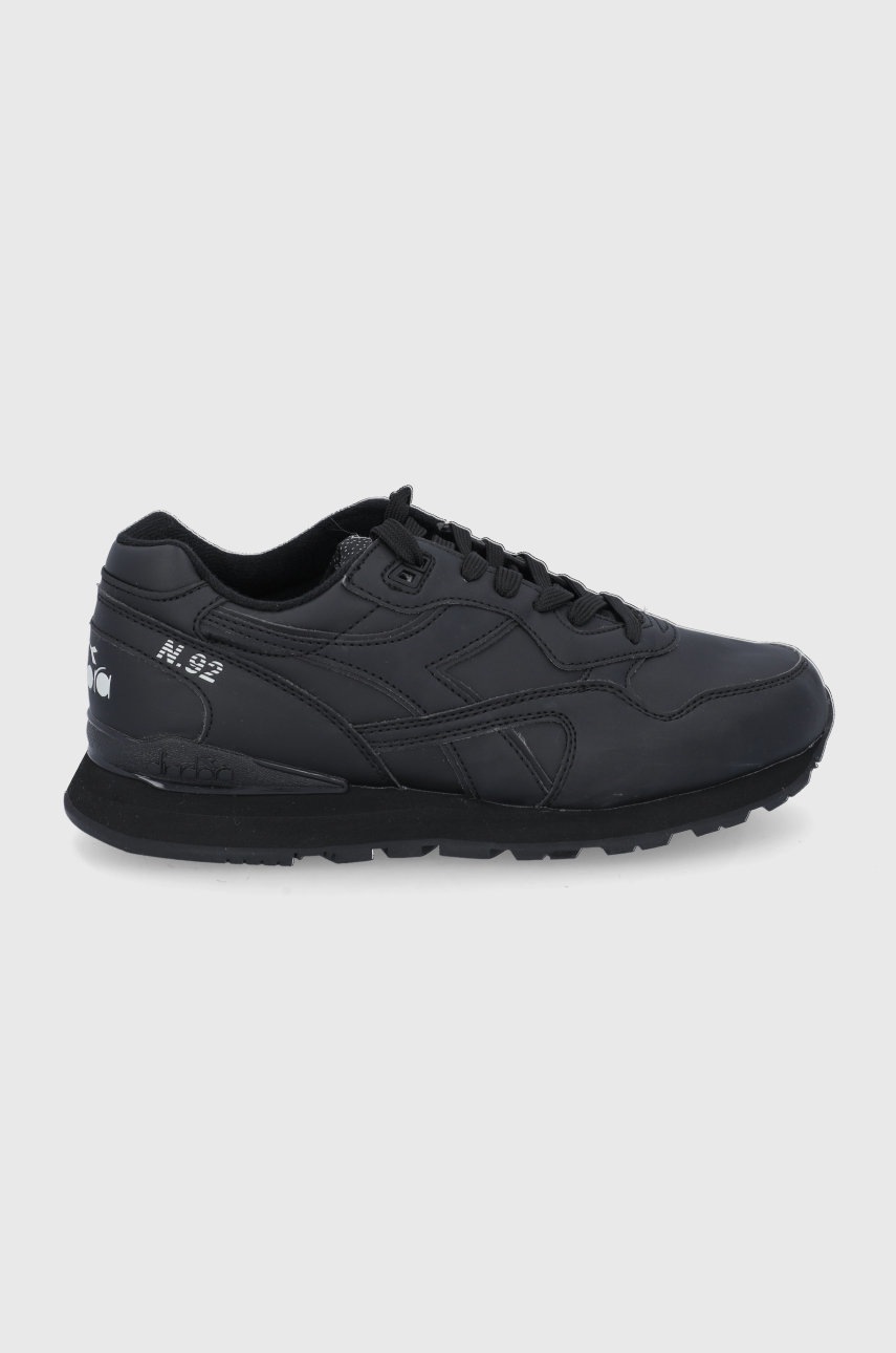 

Обувки Diadora в черно, Черен