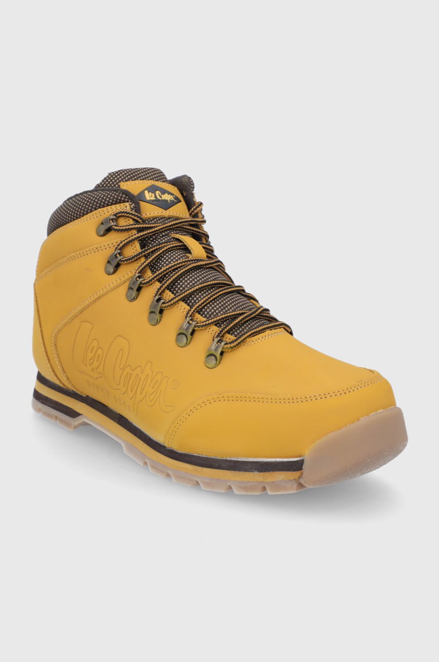 

Шкіряні черевики Lee Cooper чоловічі колір коричневий