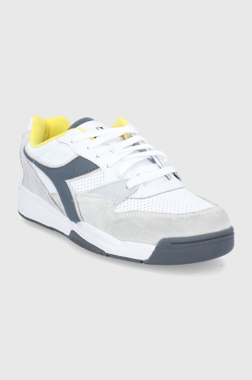 

Ботинки Diadora цвет белый