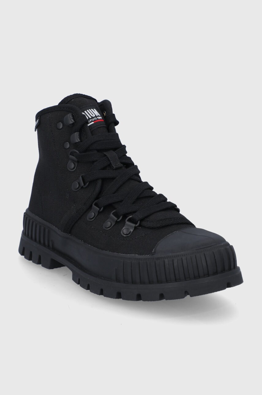 

Кеди Palladium колір чорний