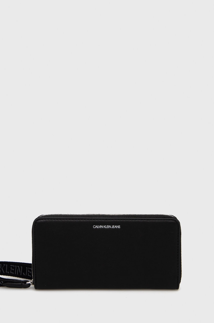 

Портфейл Calvin Klein Jeans дамски в черно, Черен