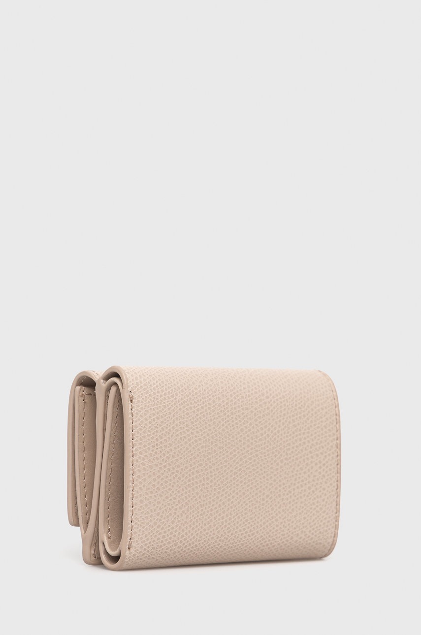 

Кожаный кошелек Furla женский цвет бежевый