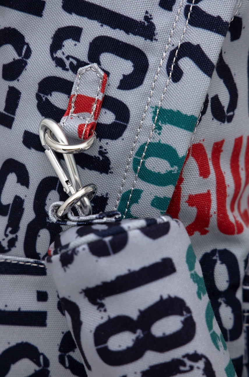 

Детский рюкзак Guess цвет серый большой с узором