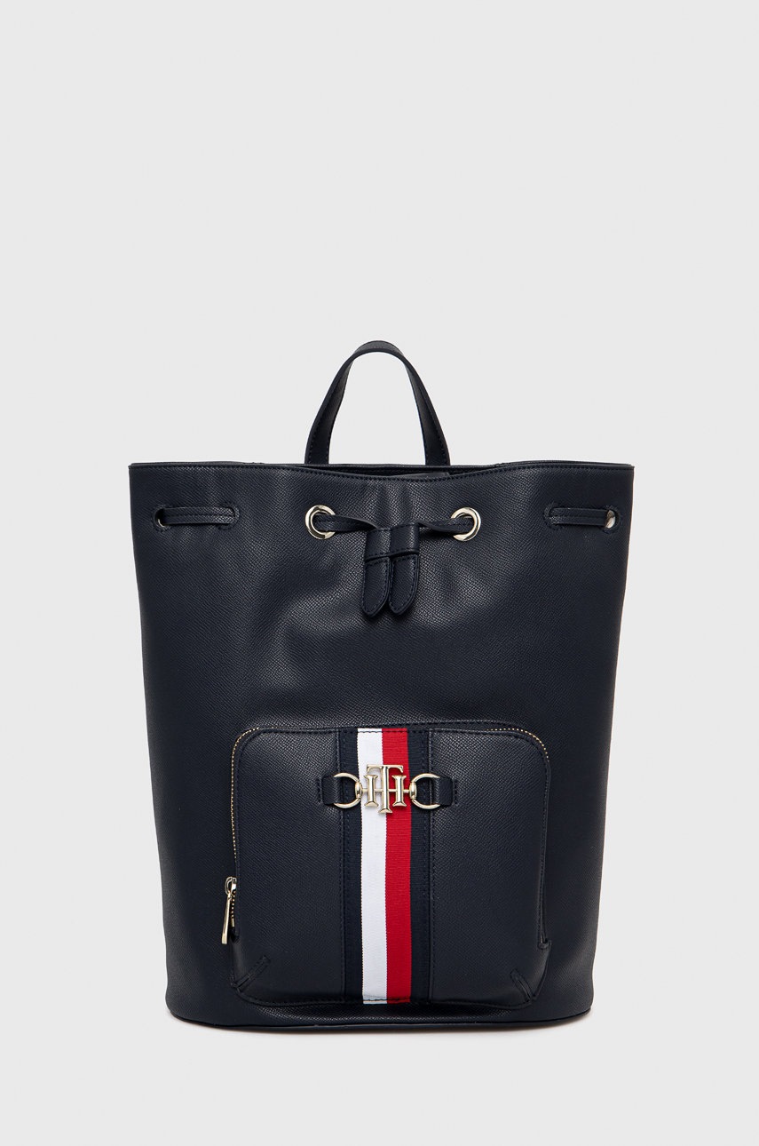 

Раница Tommy Hilfiger дамски в тъмносиньо голям размер с апликация, Тъмносин