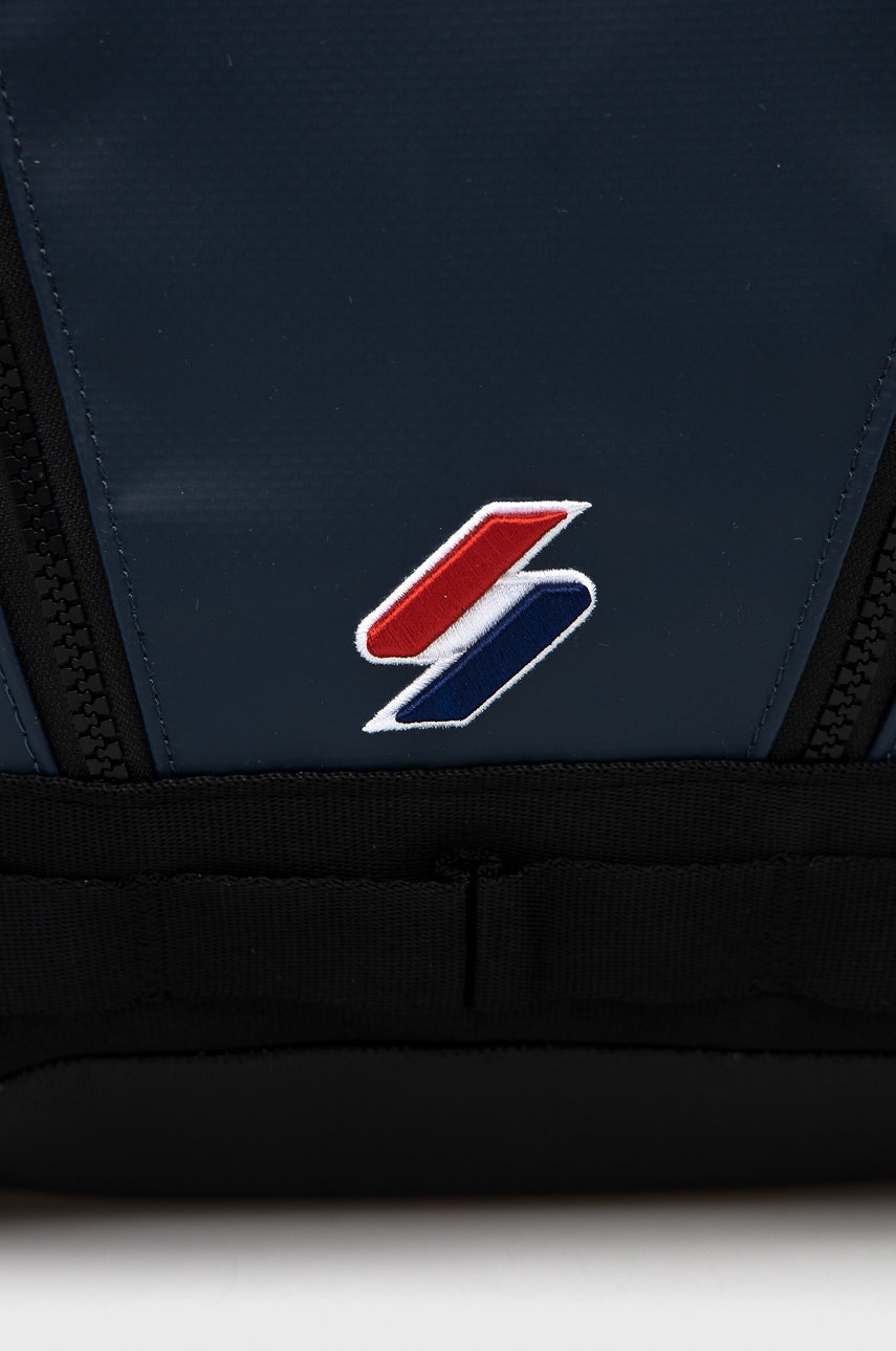 

Рюкзак Superdry чоловічий колір синій великий однотонний