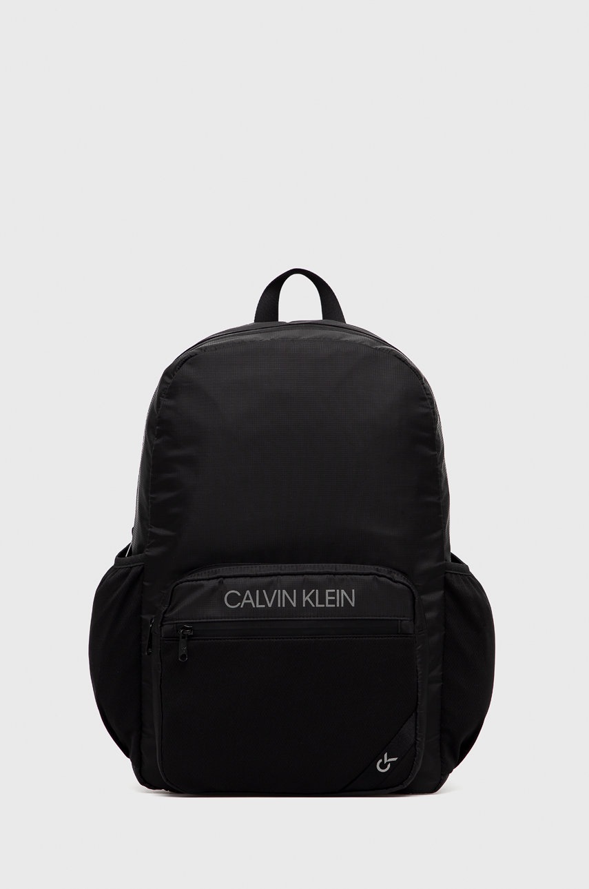 

Раница Calvin Klein Performance в черно голям размер с принт, Черен