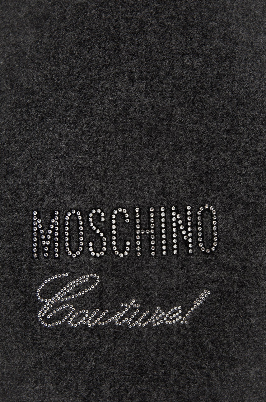 

Вовняний шарф Moschino колір сірий з аплікацією