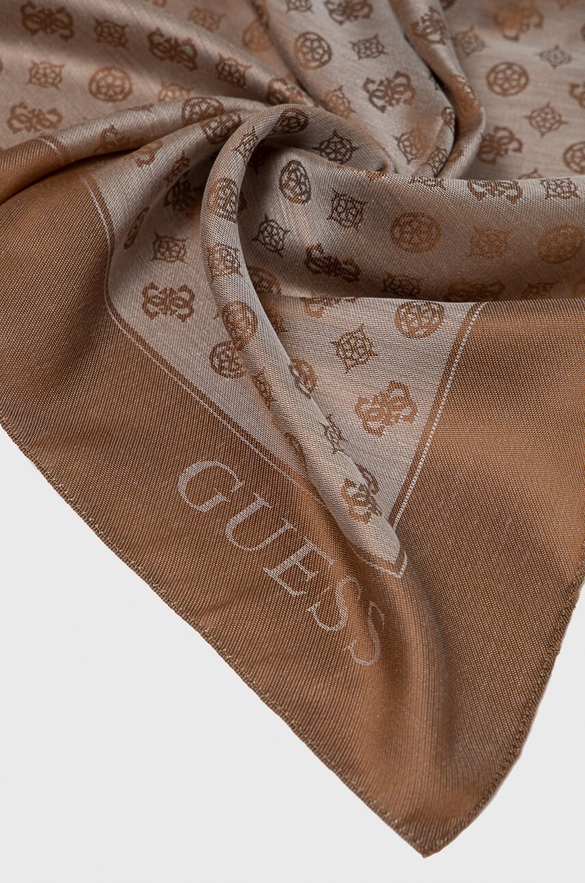 

Платок Guess женская цвет коричневый узор
