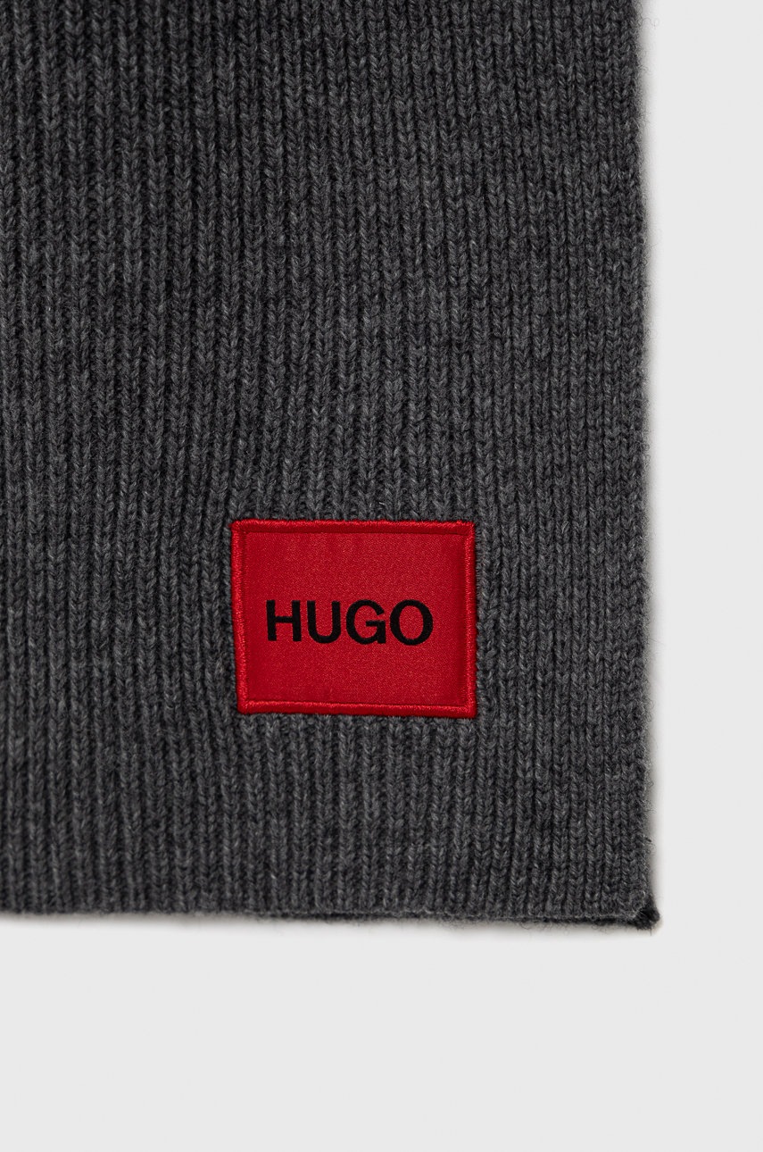 

Шерстяной шарф Hugo цвет серый гладкий