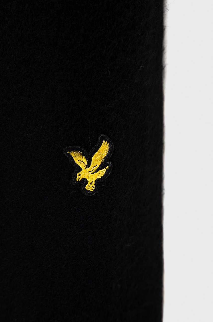 

Шерстяной шарф Lyle & Scott цвет чёрный гладкий