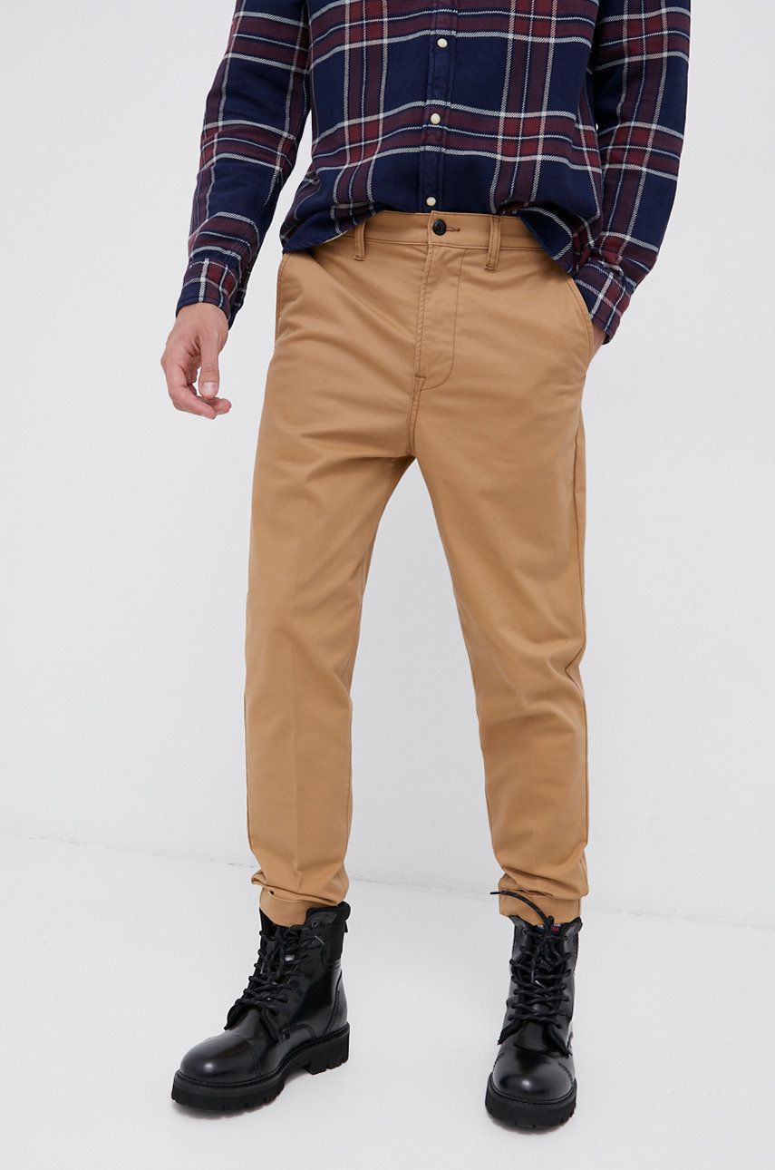 Kalhoty Lee pánské, hnědá barva, ve střihu chinos - hnědá -  97% Bavlna