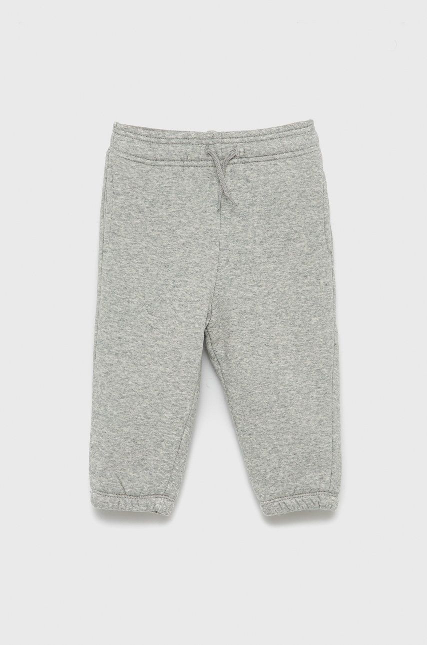 GAP Pantaloni copii culoarea gri, material neted