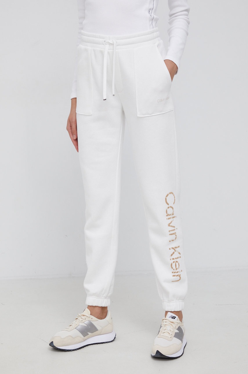 

Панталон Calvin Klein дамски в бяло с принт, Бял