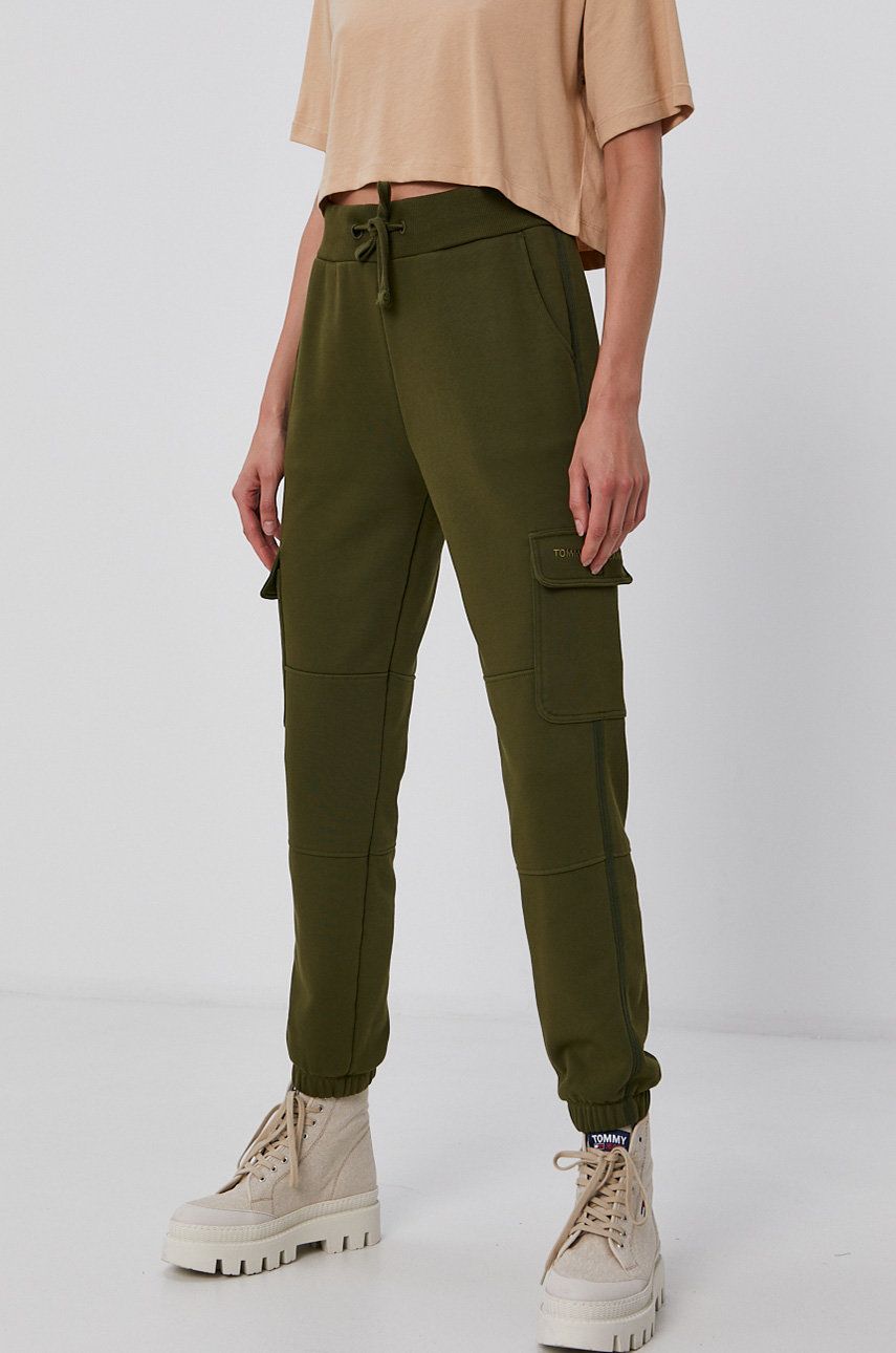 Tommy Jeans Pantaloni femei, culoarea verde, material neted