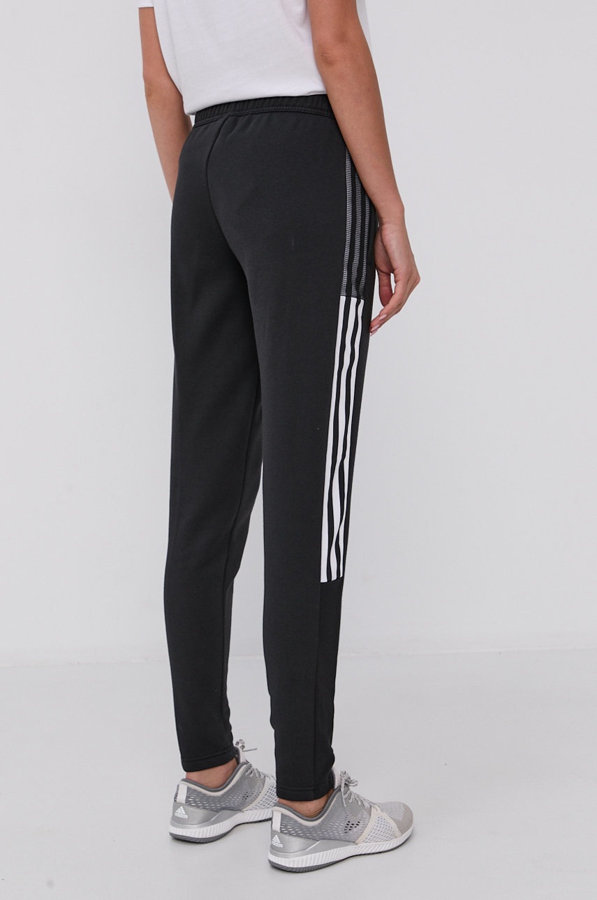 

Брюки adidas Performance женские цвет чёрный с аппликацией