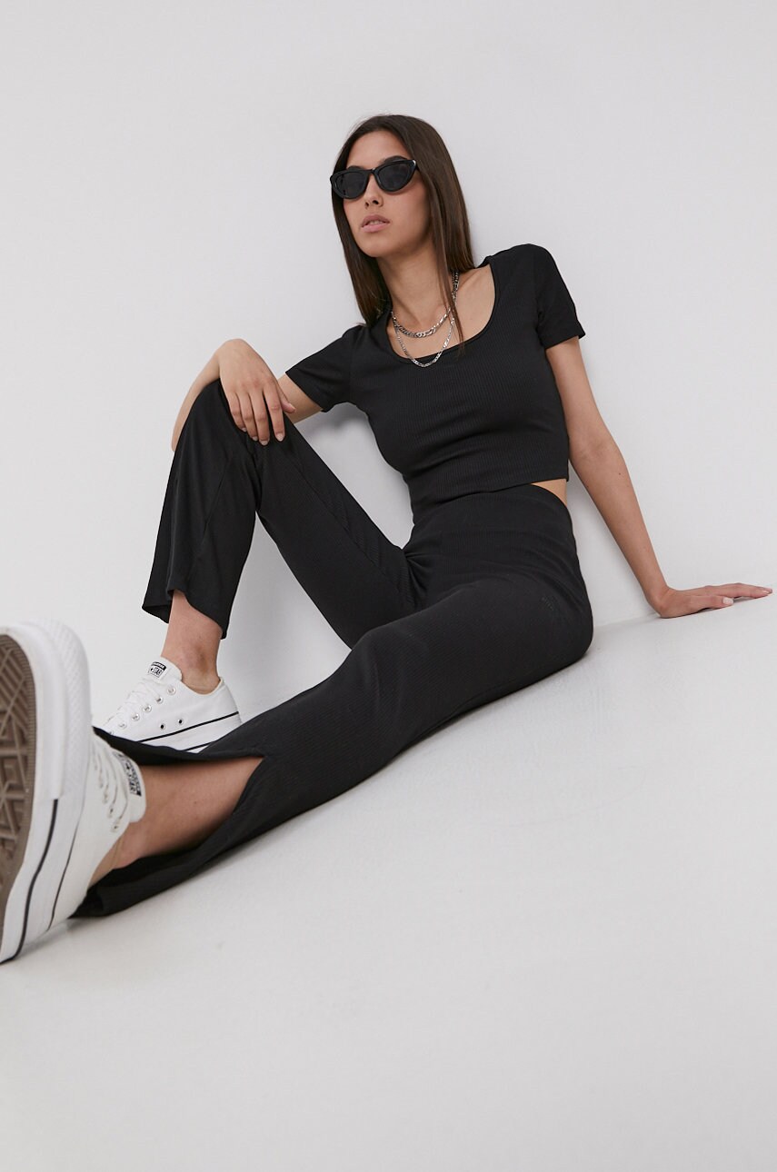 

Брюки Puma 531614 женские цвет чёрный гладкие