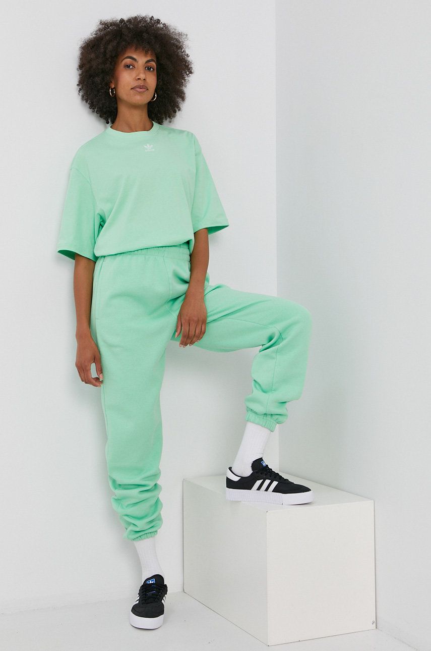 Adidas Originals Pantaloni femei, culoarea verde, material neted
