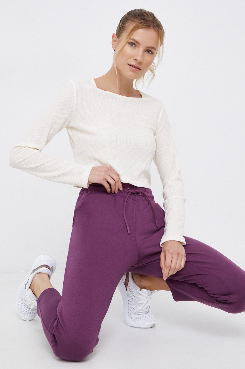 4F Pantaloni femei, culoarea violet, material neted