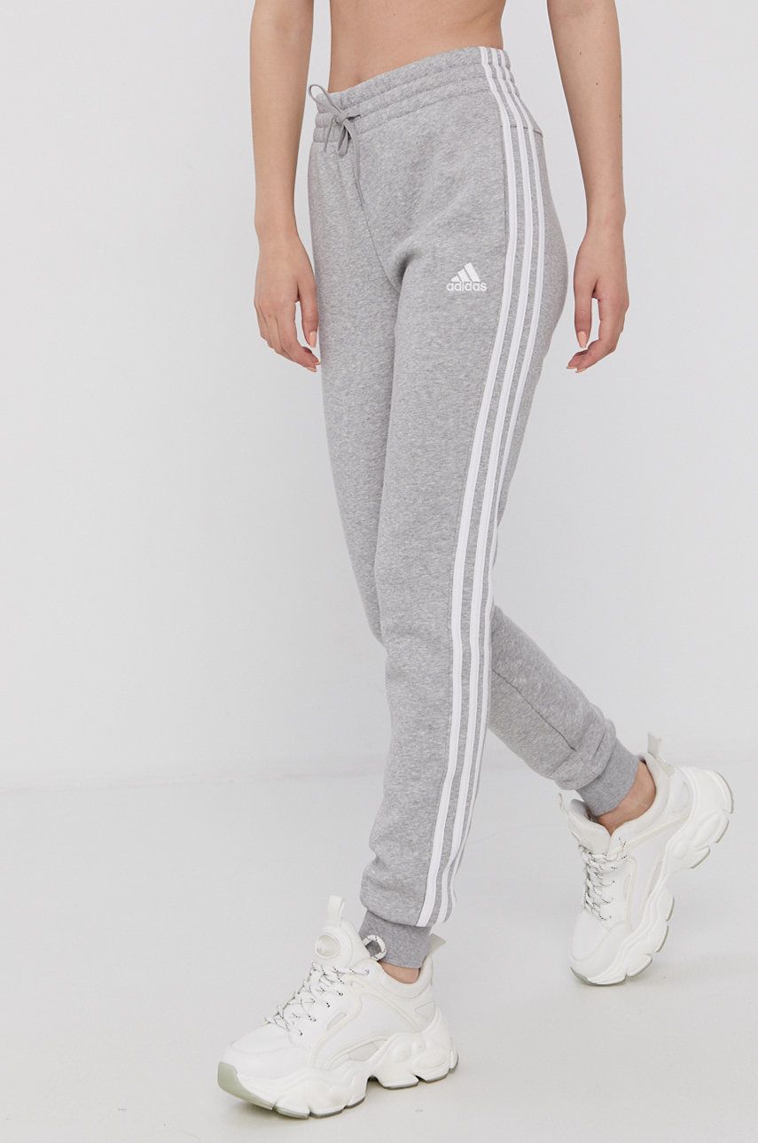 Adidas Pantaloni Gv6020 Femei, Culoarea Gri, Material Neted