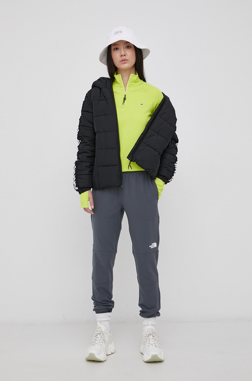 

Панталон The North Face дамски в сиво с изчистен дизайн, Сив