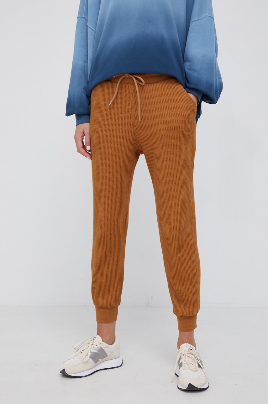 Gap pantaloni femei, culoarea maro