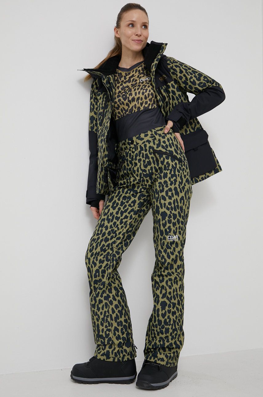 Colourwear pantaloni femei, culoarea verde imagine reduceri black friday 2021 answear.ro