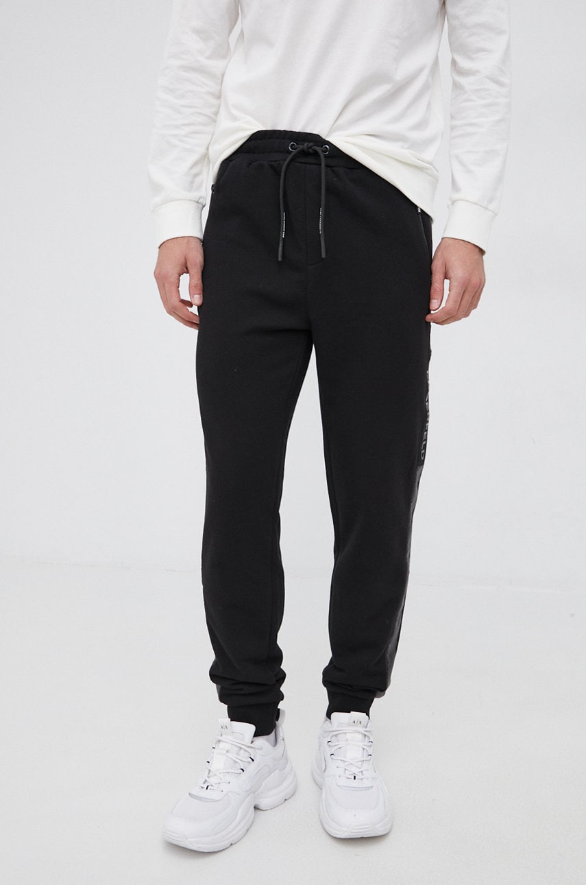 Karl lagerfeld pantaloni bărbați, culoarea negru, cu imprimeu