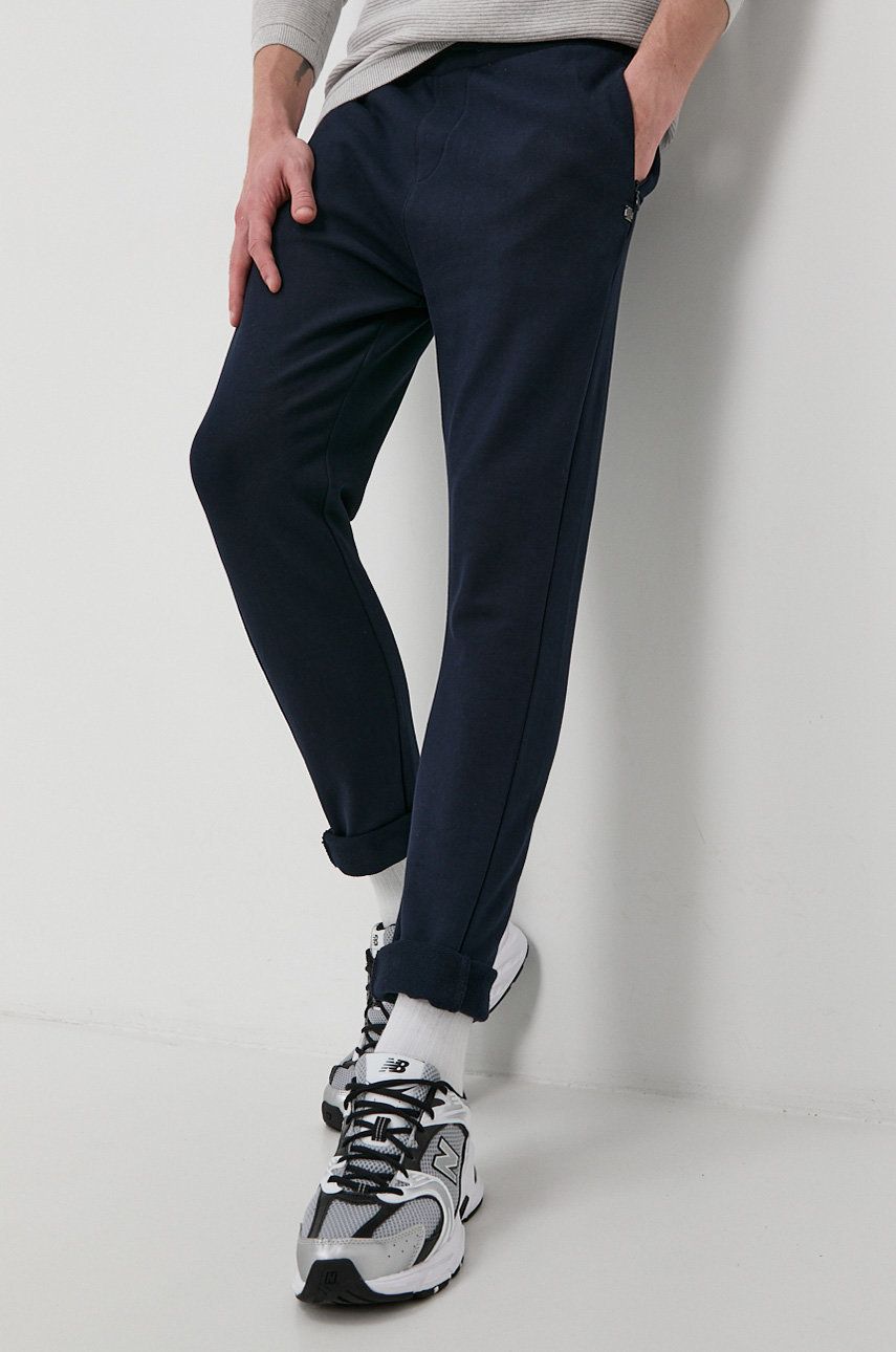 Tom Tailor Pantaloni bărbați, culoarea albastru marin, material neted answear.ro