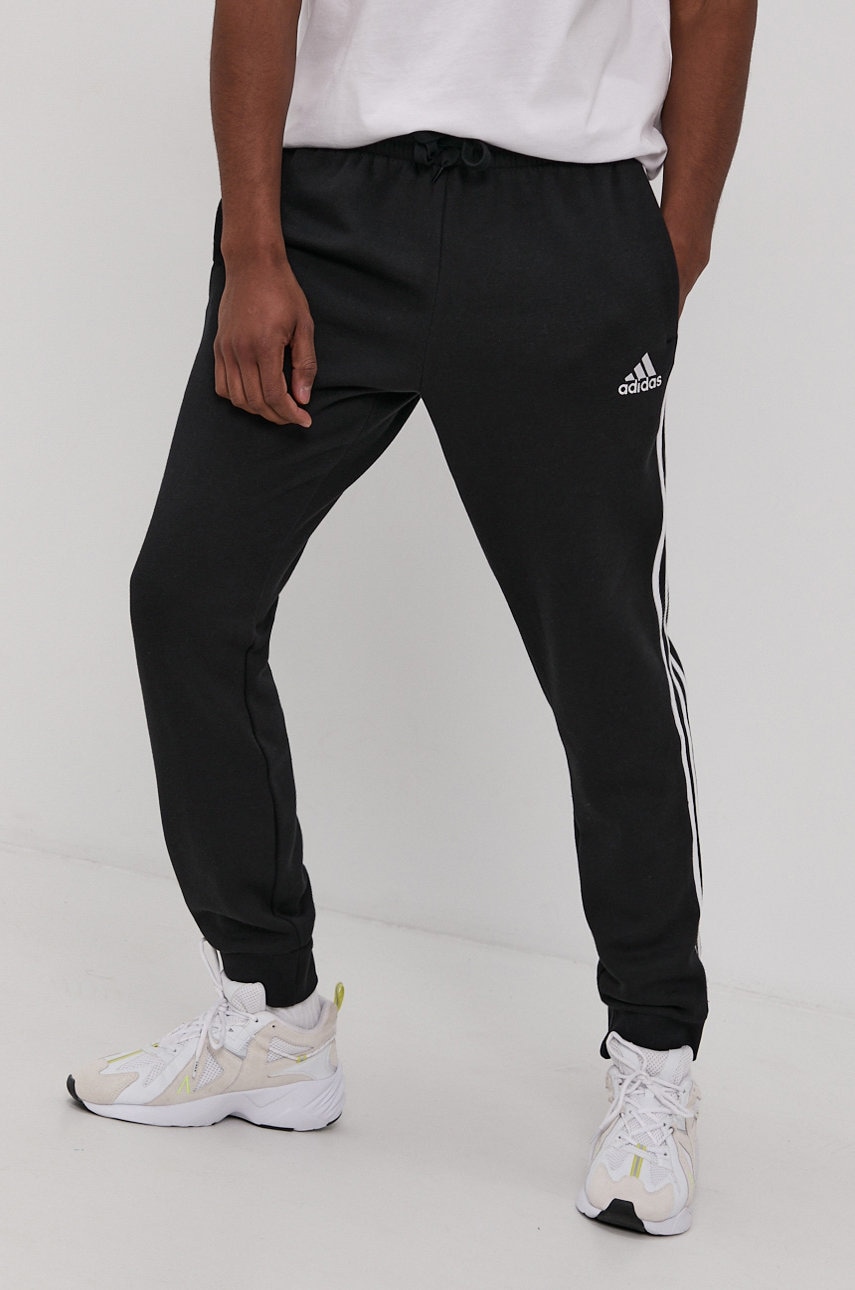 Adidas Pantaloni Gk8821 Barbati, Culoarea Negru, Cu Imprimeu